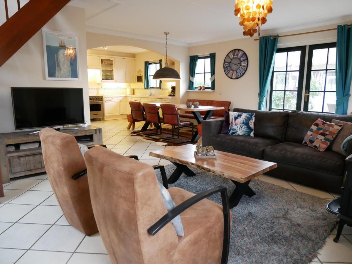 קלאנטסהוך Villa Buiten 130 Met Sauna מראה חיצוני תמונה